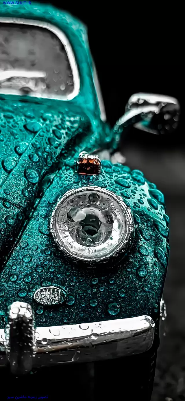 تصویر زمینه ماشین سبز