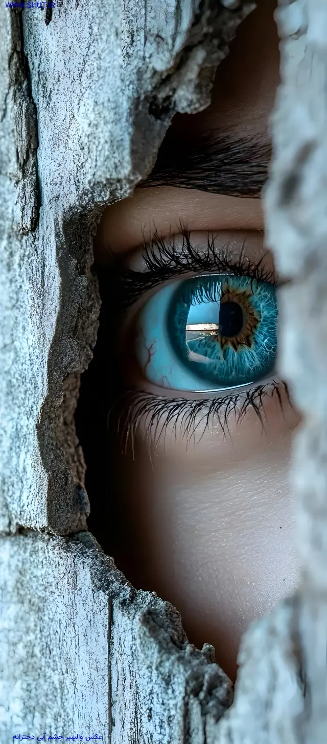عکس والپیپر چشم آبی دخترانه