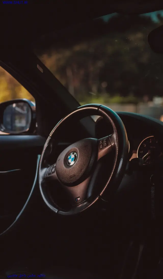 دانلود عکس داخل ماشین BMW